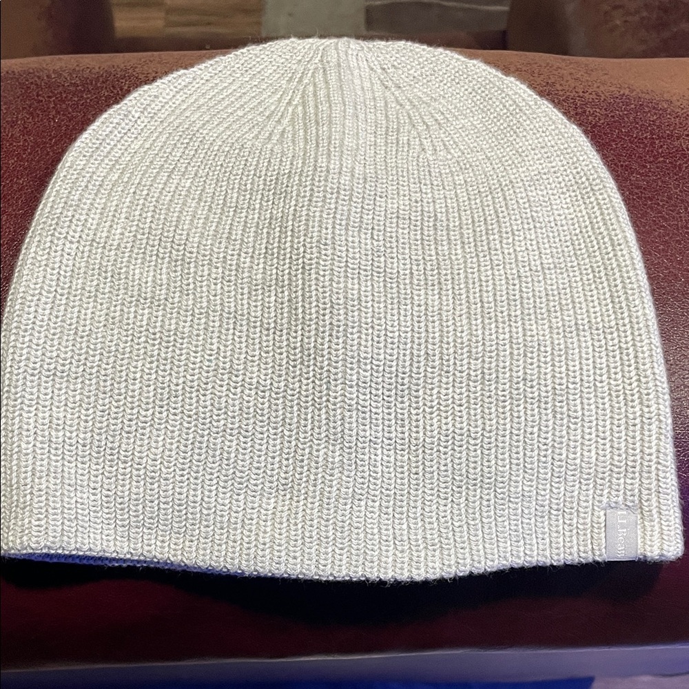 L.L. Bean Light Gray Ribbed Knit Hat